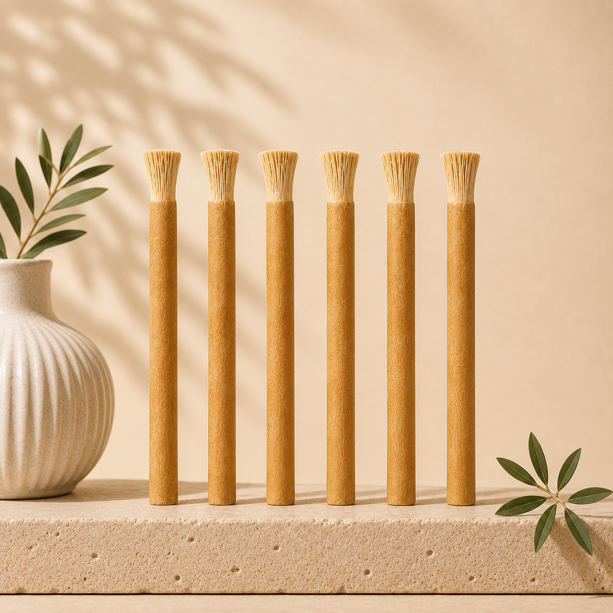Zes Premium miswak navullingen op travertijn — LOYAUTÉS kwartaalabonnement